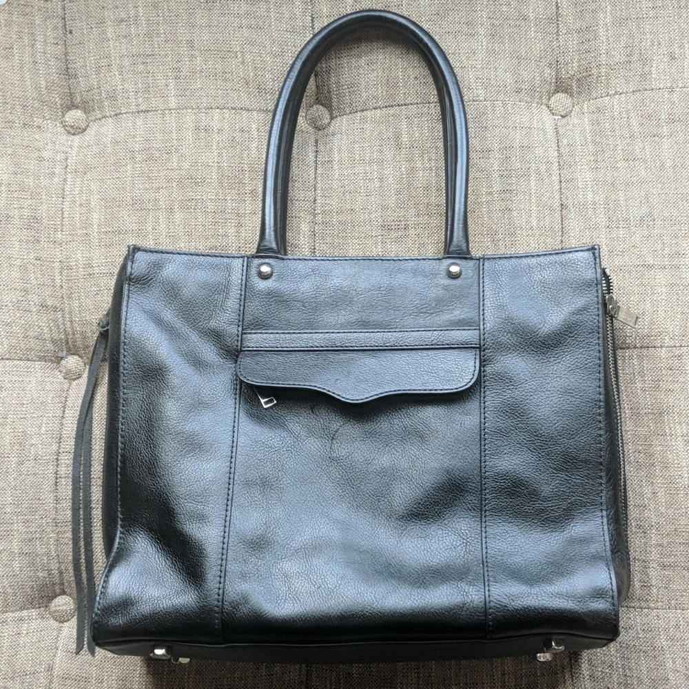 NFSG523 Rebecca Minkoff Shoulder Bag